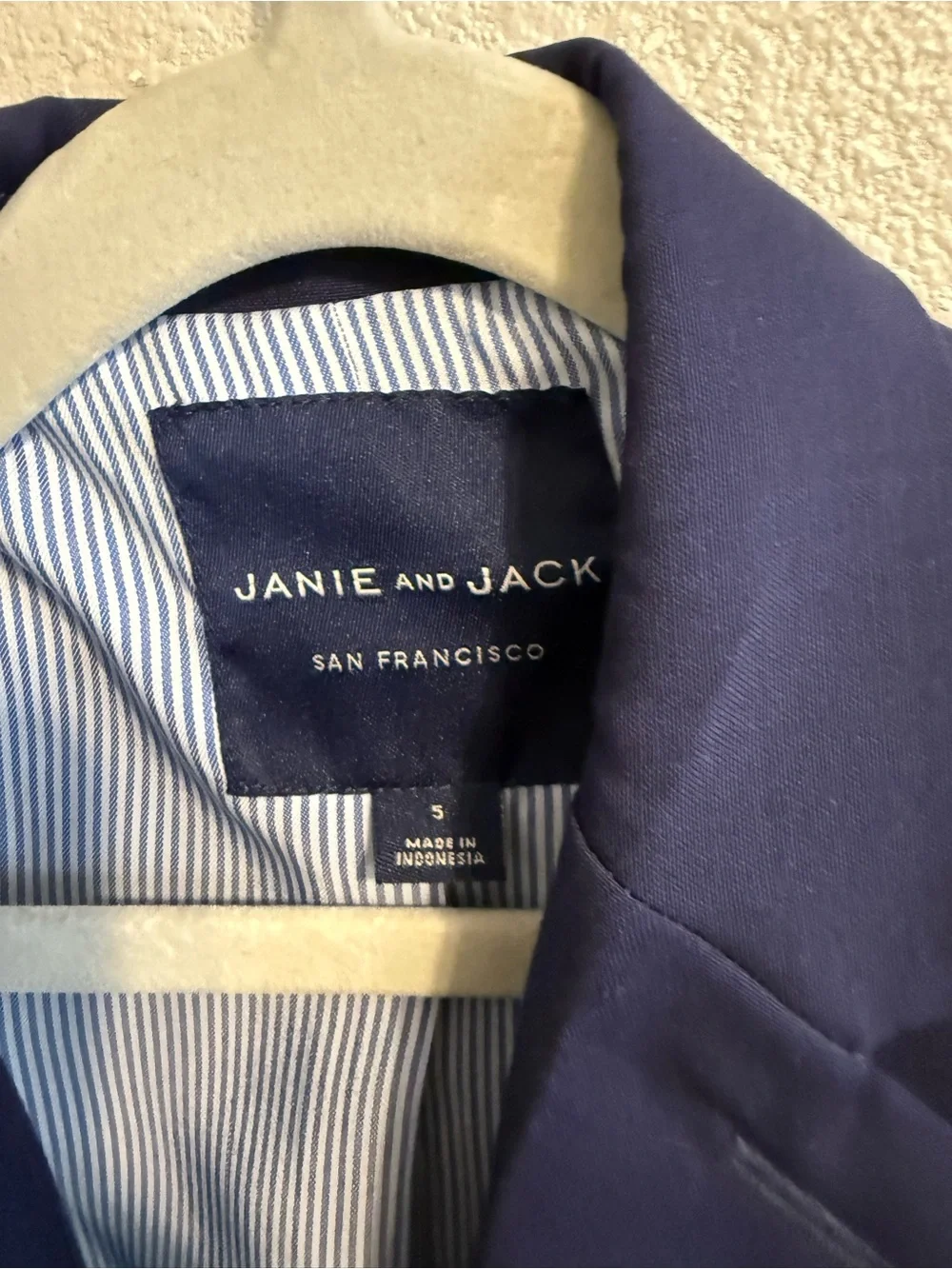 Janie and Jack Navy Blue Kids Blazer with Gold Buttons - Picture 2 of 3